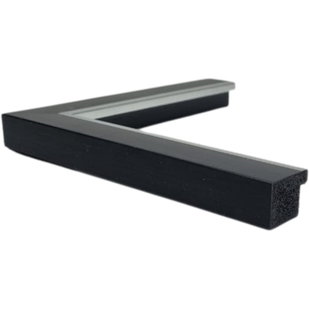 [1153E] PS MOULDING W 30 X H 22 X L 2900MM BLACK & SILVER