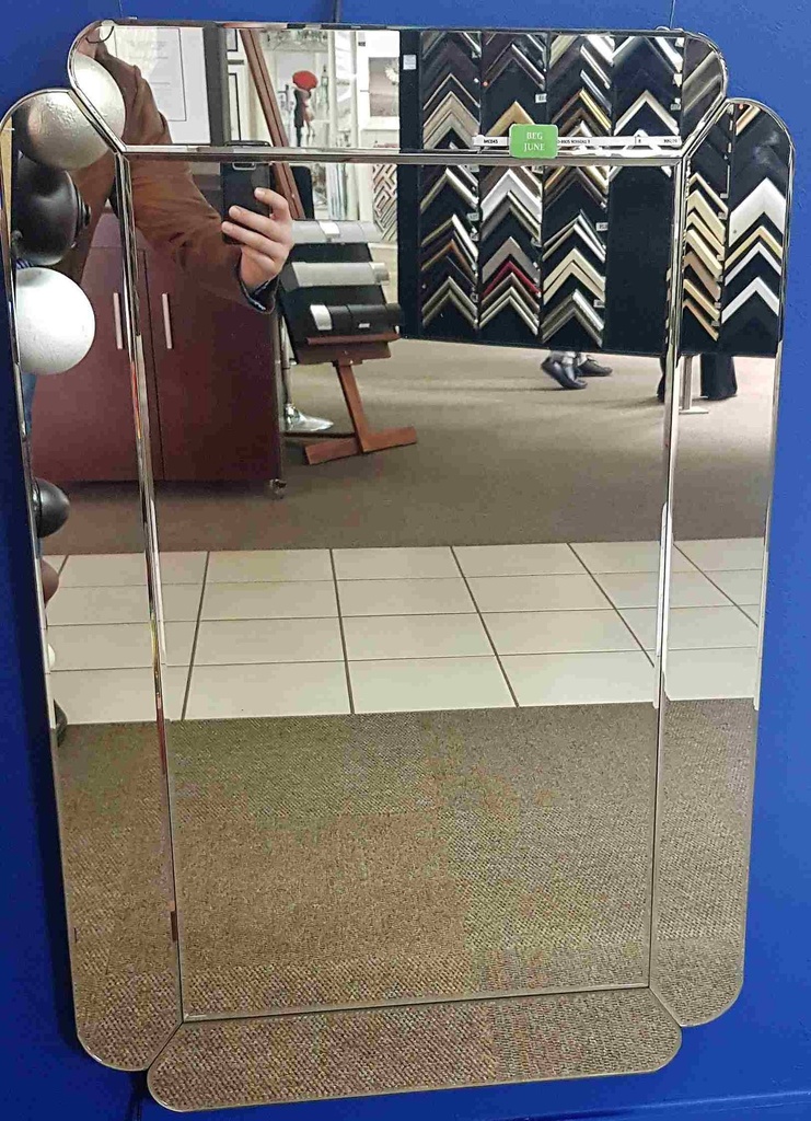 [MC045] MIRROR RECTANGLE 900X600MM